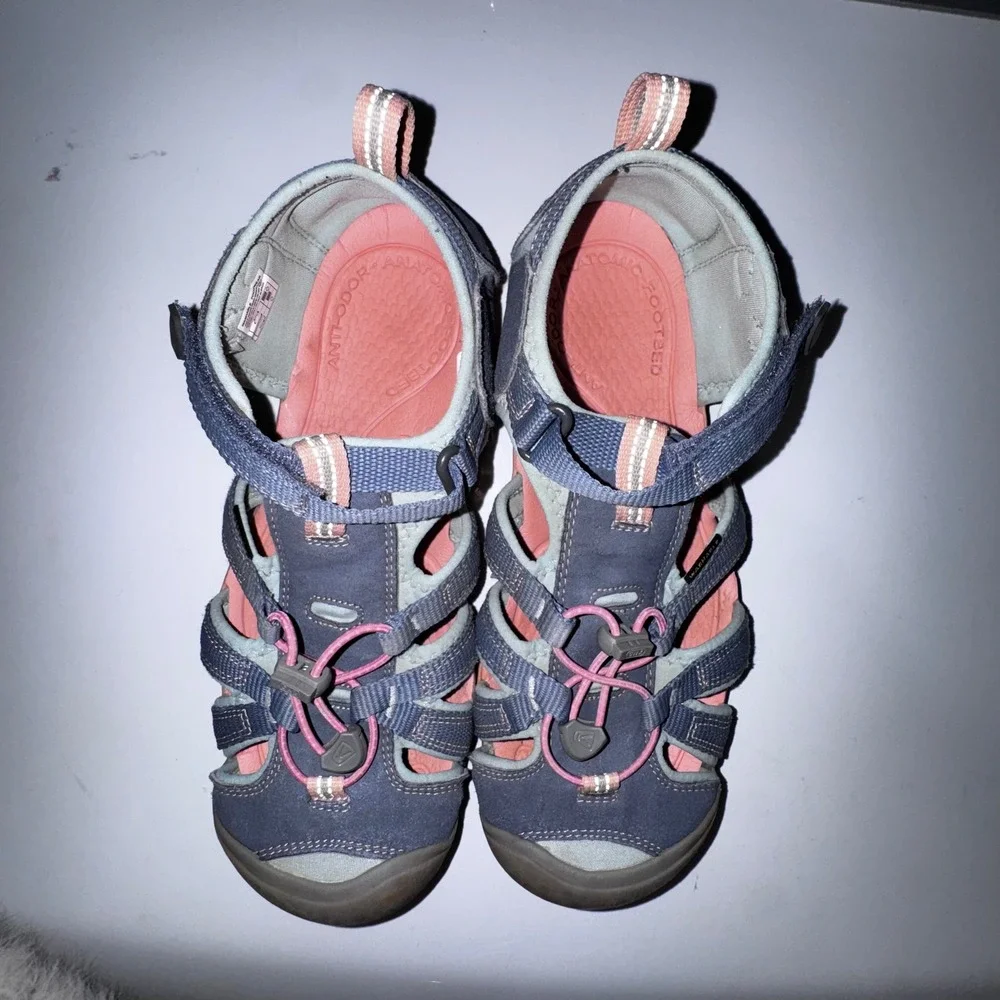 KEEN Unisex Kid Seacamp 2 CNX Closed Toe Water Sandals Flint Stone Ocean Wave 7‎